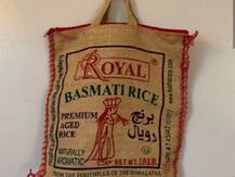 विदेश में ऑनलाइन इतने रुपए में बिक रही है 'बासमती चावल' की बोरी, चौंक रहे हैं लोग