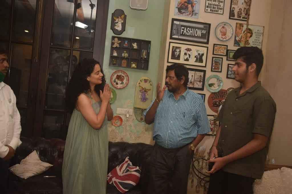 रामदास अठावले ने राज्यपाल से मिलकर कंगना को मुआवजा दिलाने की मांग की, कंगना से कल हुई थी मुलाकात