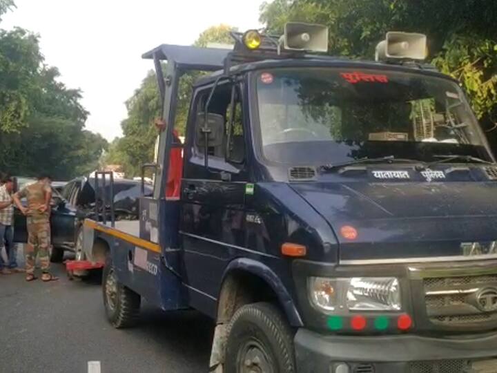 कासगंजः सड़क हादसे में तीन लोगों की मौत, पांच लोग गंभीर रूप से घायल Car accident in kasganj left 3 dead and 5 injured ANN कासगंजः सड़क हादसे में तीन लोगों की मौत, पांच लोग गंभीर रूप से घायल