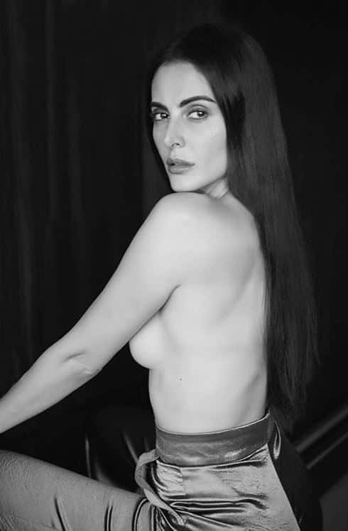 मंदाना ने शादी तोड़ते हुए गौरव और उसके परिवार पर घरेलू हिंसा समेत तमाम गंभीर आरोप लगाए थे.