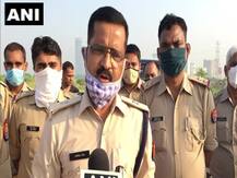 नोएडाः एटीएम काट रहे थे 4 बदमाश, पुलिस मुठभेड़ के बाद गिरफ्तार हुआ एक, बाकी फरार