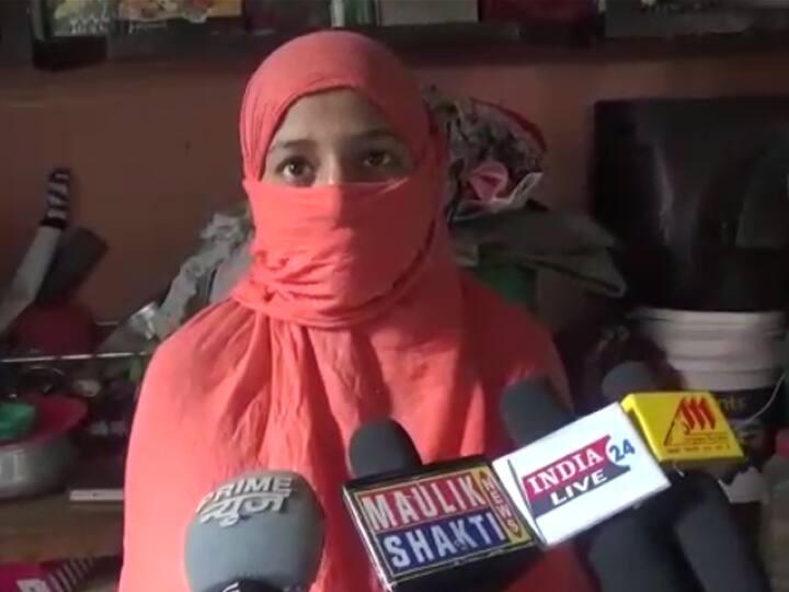 मुरादाबादः कांग्रेस नेता समेत 5 लोगों पर छेड़छाड़ और मारपीट के आरोप, मुकदमा दर्ज Moradabad Police files case againt Congress Leader for assault and molestation ANN मुरादाबादः कांग्रेस नेता समेत 5 लोगों पर छेड़छाड़ और मारपीट के आरोप, मुकदमा दर्ज