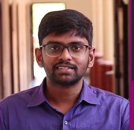 IAS Success Story: आर्थिक मजबूरियों ने नहीं छोड़ने दी नौकरी और ऐसे बनें प्रवीणचंद UPSC टॉपर Success Story Of IAS Topper GSS Praveenchand IAS Success Story: आर्थिक मजबूरियों ने नहीं छोड़ने दी नौकरी और ऐसे बनें प्रवीणचंद UPSC टॉपर