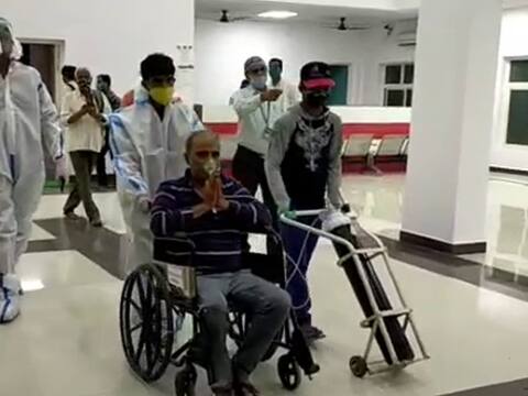 कानपुरः कोरोना मरीज के इलाज में हैलेट अस्पताल पर लापरवाही के आरोप, मामले की होगी जांच कानपुरः कोरोना मरीज के इलाज में हैलेट अस्पताल पर लापरवाही के आरोप, मामले की होगी जांच