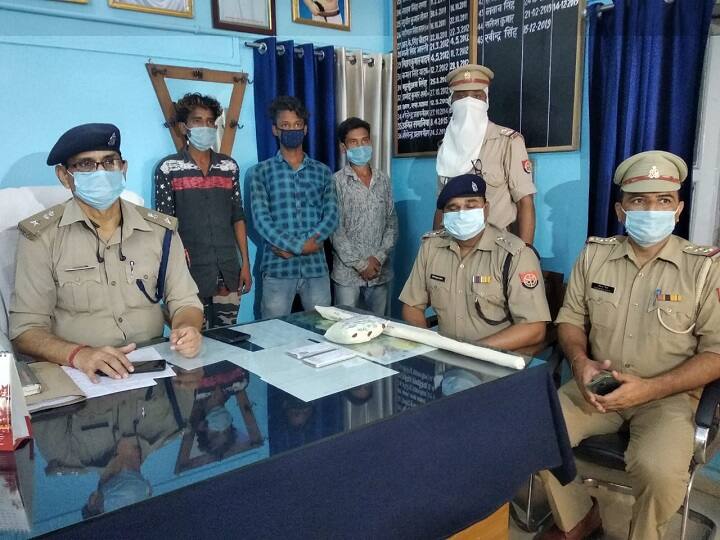 यूपी: अमरोहा में युवक का मुर्गी चोर कहना पड़ा भारी, डंडे से पीट-पीटकर ले ली गई जान