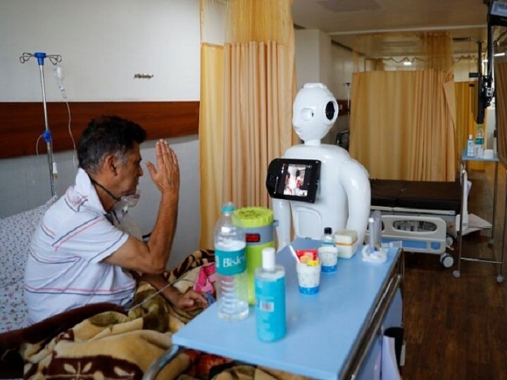 talk to a robot friend