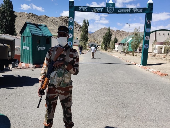 india china standoff Corps Commander level talks finished in Ladakh India China Standoff: क्या सुलझेगा भारत-चीन के बीच विवाद? 17 घंटे तक चली बैठक रात ढ़ाई बजे खत्म