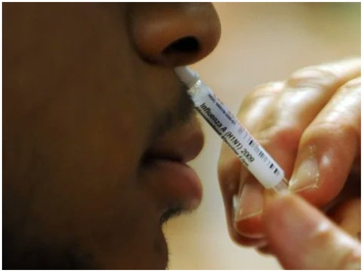 China approves trials for its first nasal spray coronavirus vaccine चीन ने नाक के स्प्रे से दी जानेवाली कोविड वैक्सीन को दी मंजूरी, नवंबर में शुरू हो सकता है परीक्षण