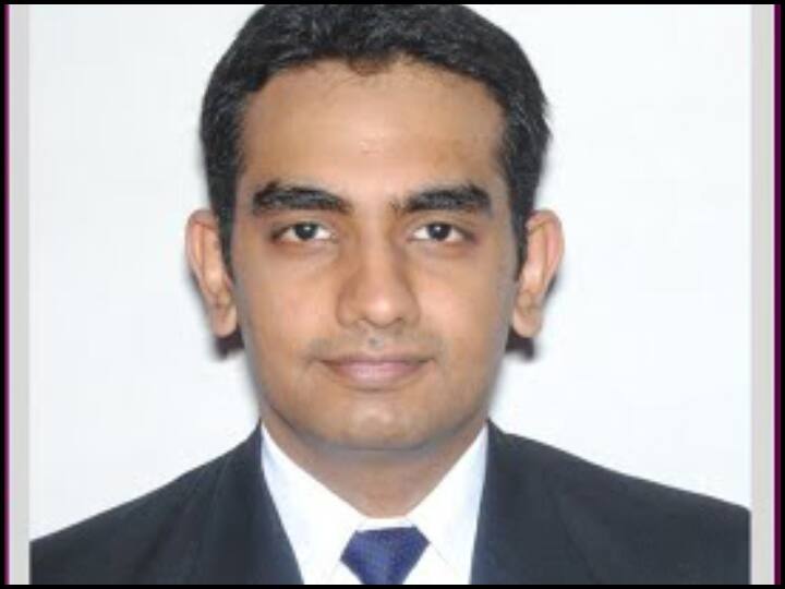 IAS Success Story: IIT से IAS ऑफिसर तक, संघर्ष भरी थी अभिषेक सराफ की डगर Success Story Of IAS Topper Abhishek Saraf IAS Success Story: IIT से IAS ऑफिसर तक, संघर्ष भरी थी अभिषेक सराफ की डगर