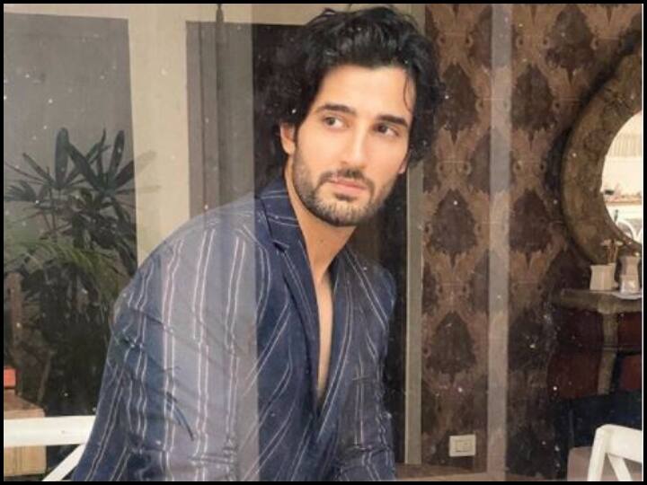 'स्टूडेंट ऑफ द ईयर 2' एक्टर आदित्य सील के पिता का कोरोना वायरस के चलते निधन 'Student of the Year 2' actor Aditya Seal's father dies due to coronavirus- ann 'स्टूडेंट ऑफ द ईयर 2' एक्टर आदित्य सील के पिता का कोरोना वायरस के चलते निधन