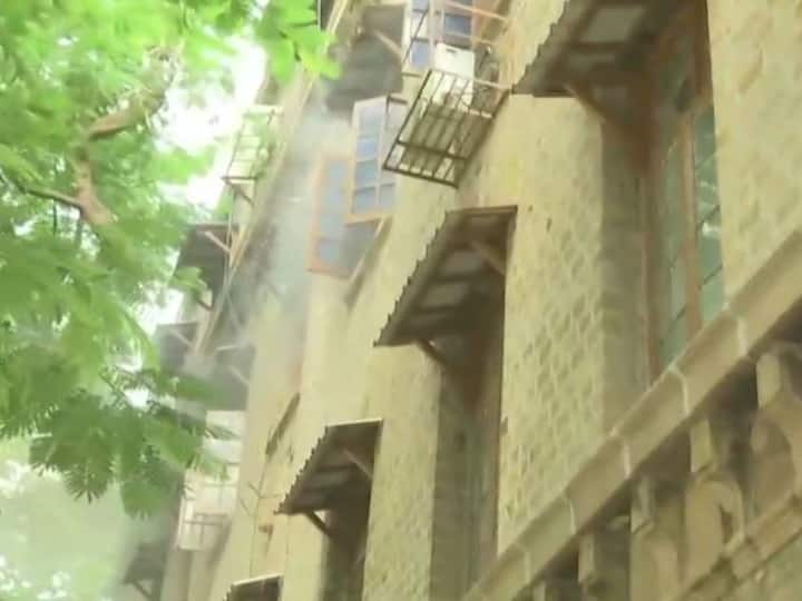 मुंबई में ड्रग केस की जांच कर रही NCB की बिल्डिंग में लगी आग Fire at Mumbai Exchange Building where NCB Office is located ANN मुंबई में ड्रग केस की जांच कर रही NCB की बिल्डिंग में लगी आग