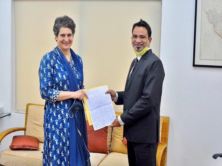 Doctor Kafeel Khan met with Congress general secretary Priyanka gandhi कांग्रेस महासचिव प्रियंका गांधी से मिले डॉक्टर कफील खान, सियासी हलकों में कयासों का दौर