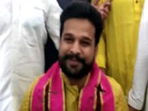 अयोध्या पहुंचे भोजपुरी गायक रितेश पांडेय, बोले- बॉलीवुड से ड्रग्स के जाल का सफाया करे सरकार