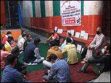 सरकारी वादे पूरे नहीं होने से खफा हैं घाटी में रहने वाले कश्मीरी पंडित, इन मांगों को लेकर बैठे आमरण अनशन पर