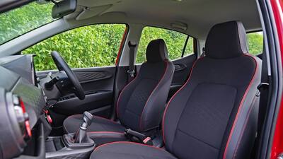 Hyundai Nios Turbo Review: भारत की सबसे तेज चलने वाली हैचबैक, तस्वीरों के जरिए जानिए कार की खूबियां Hyundai Nios Turbo Review: भारत की सबसे तेज चलने वाली हैचबैक, तस्वीरों के जरिए जानिए कार की खूबियां