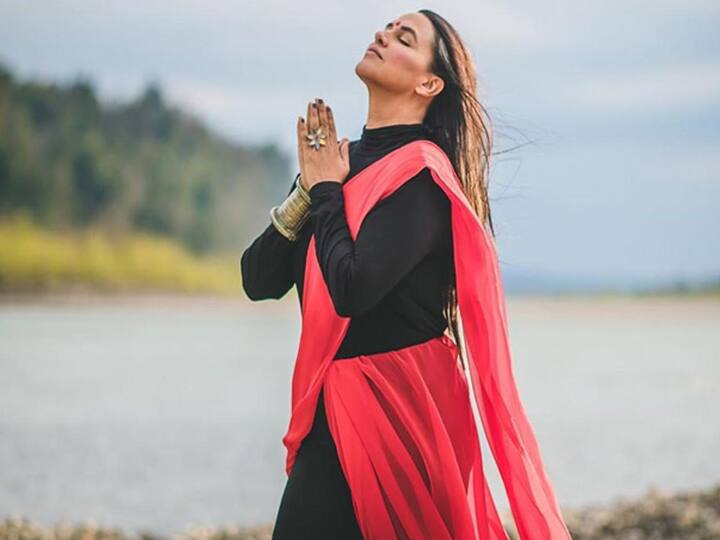 नेहा धूपिया को इस शो में देखना कितना मजेदार होता लेकिन वो हर बार इस शो का हिस्सा बनने के लिए मना कर देती हैं. सूत्रों के अनुसार नेहा इस शो के फॉर्मेट को पसंद नहीं करती हैं.