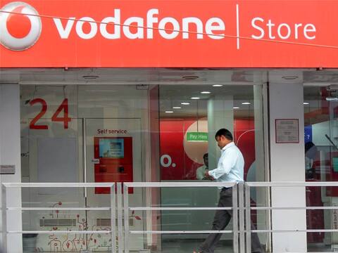 Vodafone ने 22,100 करोड़ के मामले हासिल की जीत, केंद्र सरकार ने दिया ये बयान Vodafone ने 22,100 करोड़ के मामले हासिल की जीत, केंद्र सरकार ने दिया ये बयान