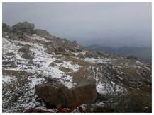 जम्मू-कश्मीर: गुलमर्ग में मौसम की पहली बर्फबारी हुई, ठंड ने दी दस्तक