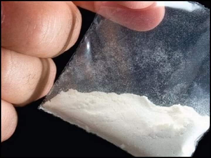 फूड की जगह ड्रग्स की कर रहा था डिलिवरी, मुंबई क्राइम ब्रांच ने पकड़ा