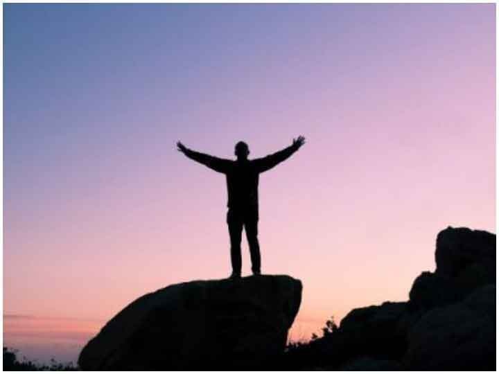 If you are getting these five signs in life then understand that divine powers are happy on you जीवन में मिल रहे हैं अगर ये पांच संकेत तो समझ लें दैवीय शक्तियां हैं आप पर प्रसन्न