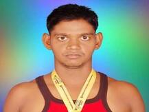 प्रयागराज: कुल्हाड़ी से पत्नी को मौत के घाट उतारने के बाद घंटों पुलिस को गुमराह करता रहा मैराथन धावक, कड़ाई होने पर कबूला जुर्म