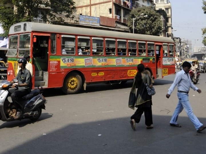 No mask, no entry on Mumbais public transport: BMC मुंबई: मास्क नहीं लगाया तो नहीं मिलेगी सार्वजनिक वाहनों में एंट्री, गरबा और डांडिया पर भी रोक