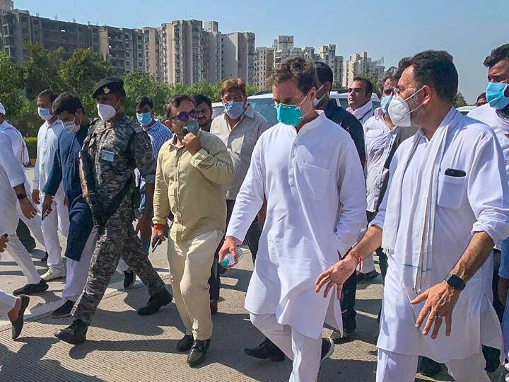 Rahul Gandhi told ABP News- Police pushed, sometimes it happens राहुल गांधी ने ABP न्यूज़ से कहा- पुलिस ने धक्का दिया, कभी-कभी ऐसा हो जाता है