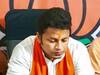 BJP नेता अनुपम हजारा हुए कोरोना पॉजिटिव, उन्होंने कहा था- अगर संक्रमित हुए तो CM ममता को गले लगाएंगे