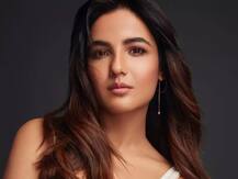 Bigg Boss 14 के घर में पहले ही जैस्मिन को देनी पड़ी कुर्बानी, बाल कटने के राज़ से हटा पर्दा