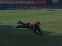 IPL 2020: मनीष पांडे ने पकड़ा आईपीएल का सबसे बेहतरीन कैच, वीडियो वायरल हुआ