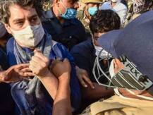 प्रियंका गांधी से धक्कामुक्की को लेकर महिला आयोग ने यूपी पुलिस से मांगा जवाब, कहा- ये पूरी तरह अस्वीकार्य