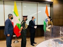 Army Chief MM Narwane and Foreign Secretary Harshvardhan Shringla two days visit to Myanmar completes with these Important Agreements ANN सेना प्रमुख जनरल एमएम नरवणे और विदेश सचिव डॉ हर्षवर्धन श्रृंगला ने की म्यांमार की यात्रा, ये हैं कुछ अहम उपलब्धियां