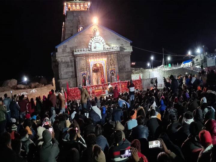 उत्तराखंड: चारधाम यात्रा में श्रद्धालुओं की बढ़ी रफ्तार, जानें- क्या है प्रशासन के सामने सबसे बड़ी चुनौती