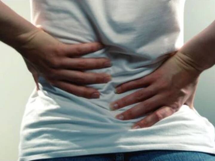 अब युवा भी बन रहे हैं कमरदर्द की बीमारी के शिकार, जानें क्या है इसकी वजह और इलाज Now, the disease of back pain is increasing in young too, know what is the reason for this अब युवा भी बन रहे हैं कमरदर्द की बीमारी के शिकार, जानें क्या है इसकी वजह और इलाज