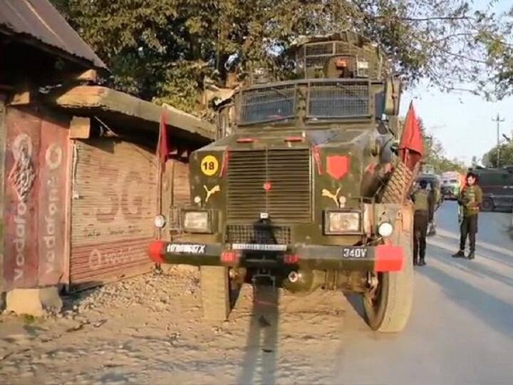 जम्मू-कश्मीर: शोपियां में हुई मुठभेड़ में दो आतंकवादी ढेर, पुलिस ने आत्मसमर्पण करने की दी थी चेतावनी Two terrorists killed in encounter in shopian district police warned to surrender जम्मू-कश्मीर: शोपियां में हुई मुठभेड़ में दो आतंकवादी ढेर, पुलिस ने आत्मसमर्पण करने की दी थी चेतावनी