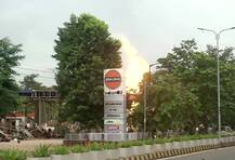 ओडिशा: भुवनेश्वर में राजभवन के पास पेट्रोल पंप पर लगी भीषण आग