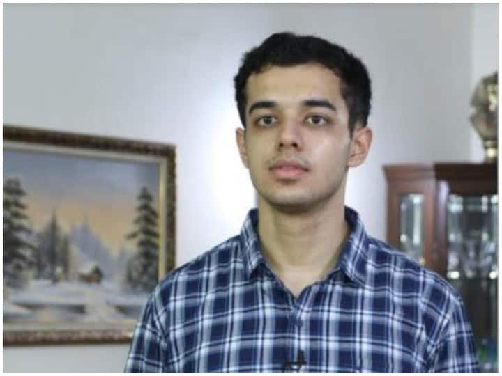 Success Story Of IAS Topper Pratysuh Pandey IAS Success Story: IIT से IIM और फिर पहले प्रयास में IAS, प्रत्युष पांडे ने ऐसे तय किया निरंतर सफलताओं का सफर