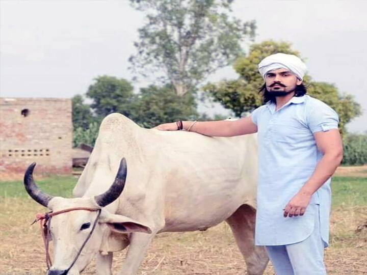 सूत्रों के अनुसार सपना चौधरी हाल ही में मां बनी हैं. उनके मां बनने के बाद सोशल मीडिया पर लोगों ने शादी से पहले मां बनने को लेकर सवाल खड़े किए. वहीं सूत्रों के मुताबिक सपना चौधरी पिछले 4 साल से वीर साहू को डेट कर रही हैं.