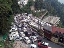 उत्तराखंड: सात महीने बाद पर्यटन स्थलों पर बढ़ने लगी भीड़, तैयार नहीं है पुलिस का प्लान