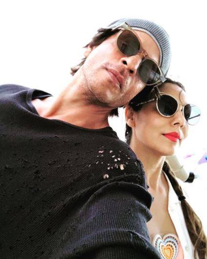 गौरी को देखते ही दिल दे बैठे थे शाहरुख खान, रिलेशनशिप में शाहरुख़ की इस बात से तंग आ गईं थीं गौरी