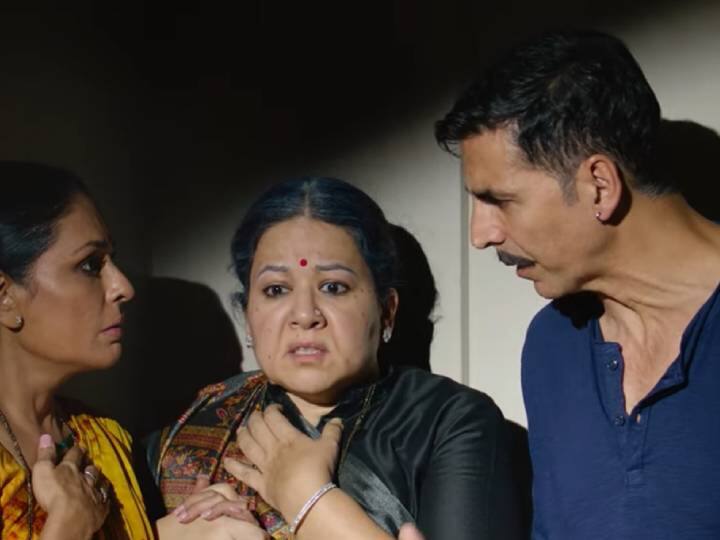 Laxmmi Bomb Trailer: डराने से ज्यादा हंसाते दिखे अक्षय कुमार, लाल चूड़ी और साड़ी में दिखाया अपना अलग अंदाज Laxmmi Bomb Trailer Launch Akshay Kumar Kiara Advani rajesh Sharma Comedy horror Laxmmi Bomb Trailer: डराने से ज्यादा हंसाते दिखे अक्षय कुमार, लाल चूड़ी और साड़ी में दिखाया अपना अलग अंदाज