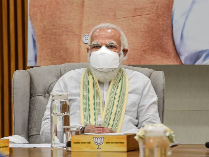 कोरोना वैक्सीन की समीक्षा बैठक में शामिल हुए पीएम मोदी, बोले- वैक्सीन वितरण की तैयारी चुनाव की तरह करें