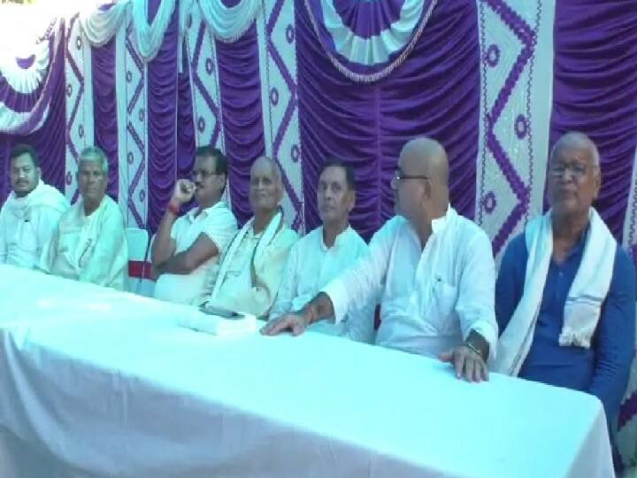 Bihar Election: बाहरी उम्मीदवार का विरोध करने के लिए गोलबंद हुए कार्यकर्ता, पार्टी आलाकमान को दी चेतावनी Bihar Election: A warning to party high command, mobilized workers to oppose external candidate ann Bihar Election: बाहरी उम्मीदवार का विरोध करने के लिए गोलबंद हुए कार्यकर्ता, पार्टी आलाकमान को दी चेतावनी