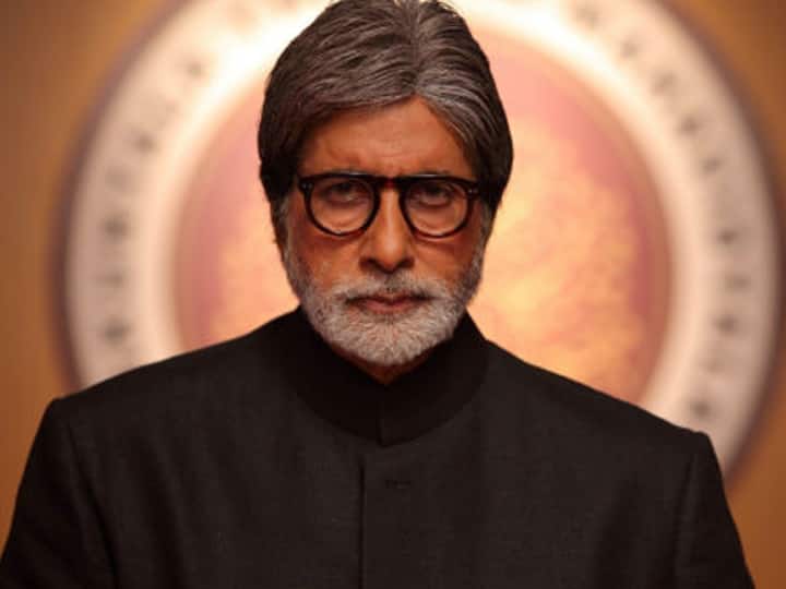 बॉलीवुड में 51 साल बिता चुके अमिताभ बच्चन के 5 बेस्ट रोल जिनसे उन्हें मिली अलग पहचान