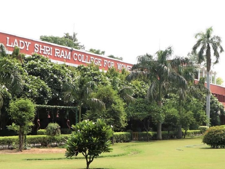 पहली कट ऑफ लिस्ट: लेडी श्री राम कॉलेज में तीन ऑनर्स कोर्स की कटऑफ 100% Delhi University LSR college sets cut-offs at 100 pc for three UG courses ANN पहली कट ऑफ लिस्ट: लेडी श्री राम कॉलेज में तीन ऑनर्स कोर्स की कटऑफ 100%