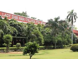 पहली कट ऑफ लिस्ट: लेडी श्री राम कॉलेज में तीन ऑनर्स कोर्स की कटऑफ 100%