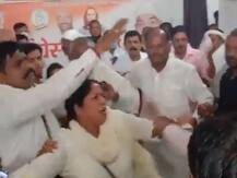UP: कांग्रेस राष्ट्रीय सचिव सचिन नायक के सामने महिला का हंगामा, कार्यकर्ताओं ने कर दी पिटाई