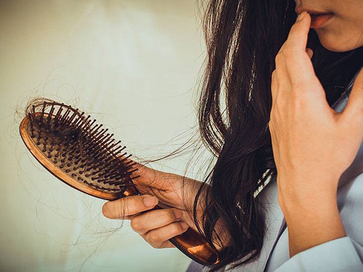 Health Tips Hair Care Tips How to make weak hair stronger using natural products Hair Care Tips: झड़ते बाल आपको कर रहे हैं परेशान, इन 3 तरीकों से बनाएं बालों को मजबूत