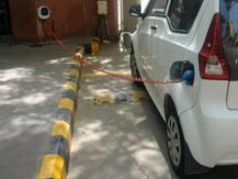 केजरीवाल सरकार ने पूरा किया वादा, दिल्ली में इलेक्ट्रिक वाहनों पर अब नहीं लगेगा रोड टैक्स