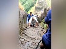 महाराष्ट्र: खतरों की खिलाड़ी है ये 68 साल की दादी, ट्रेकिंग का वीडियो सोशल मीडिया पर हो रहा है वायरल